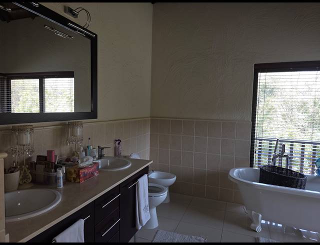 3 BEDROOM FREESTANDING FOR SALE IN K'SHANE